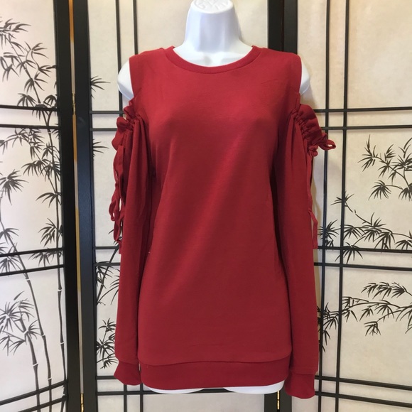 Last one rose embroidered cold shoulder sweater - Picture 6 of 8